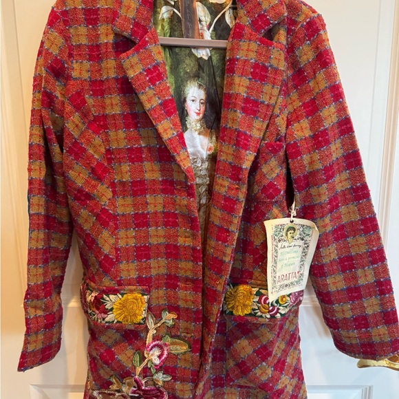 Aratta Red and Tan Wool Blazer with Classic Plaid Design - Picture 6 of 10